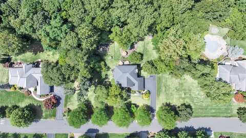 36 Oxford Drive, Suffern, NY 10901