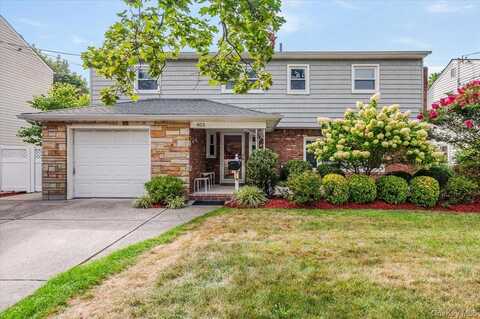 405 Cornwell Avenue, Malverne, NY 11564