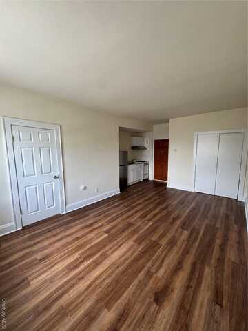2a Somerset, East Islip, NY 11730