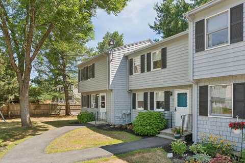 10 Pine Ledge Terrace, Portland, ME 04103