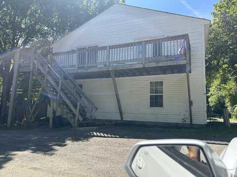 32 Spring Street, Gardiner, ME 04345
