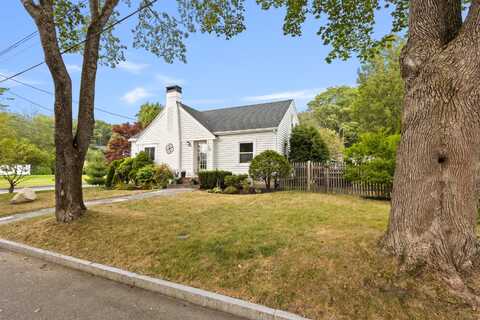 28 Kineo Street, Portland, ME 04103