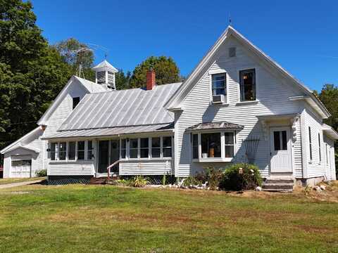 40 River Road, Phillips, ME 04966