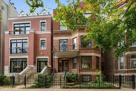 3638 N Fremont Street, Chicago, IL 60613