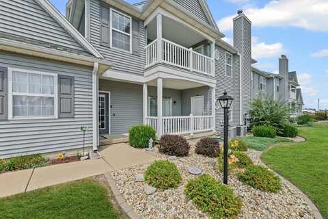3042 Stillwater Landing, Urbana, IL 61802