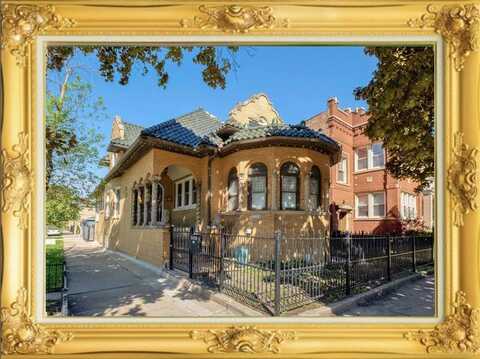 2100 N Avers Avenue, Chicago, IL 60647