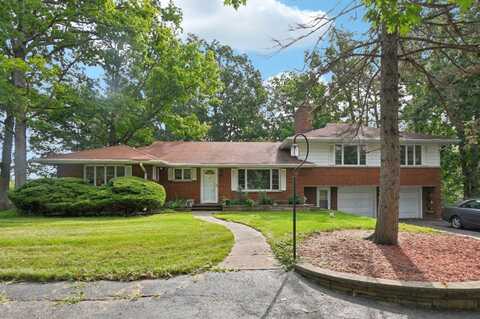 38683 N Lewis Avenue, Beach Park, IL 60099