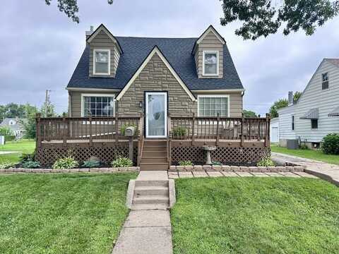 806 W 12th Street, Sterling, IL 61081