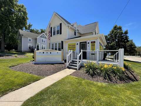 5 E WASHINGTON Street, Oswego, IL 60543