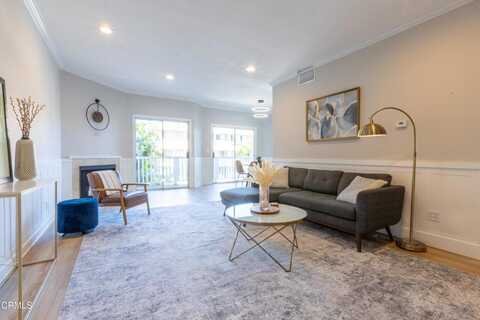 5135 Zelzah Avenue, Encino, CA 91316