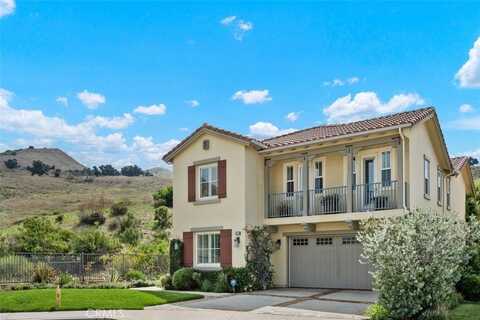 4694 Luna Court, Calabasas, CA 91302