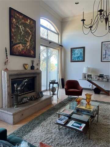 390 S Sepulveda Boulevard, Los Angeles, CA 90049