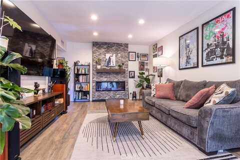 18307 Burbank Boulevard, Tarzana, CA 91356