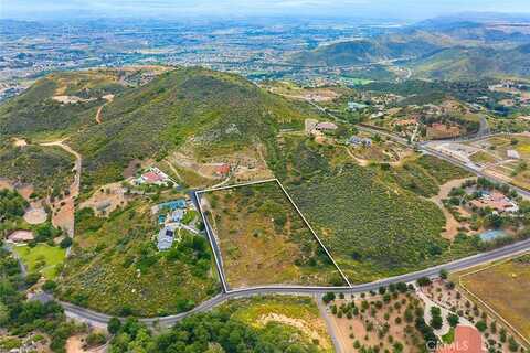 2 Via Baya, Murrieta, CA 92562