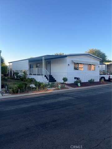 27361 Sierra Hwy, Canyon Country, CA 91351