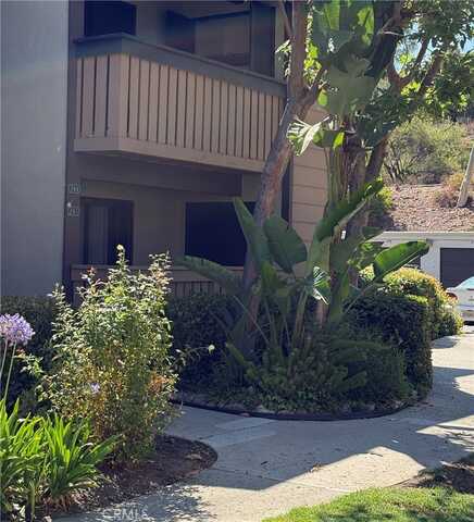 20702 El Toro Road, Lake Forest, CA 92630