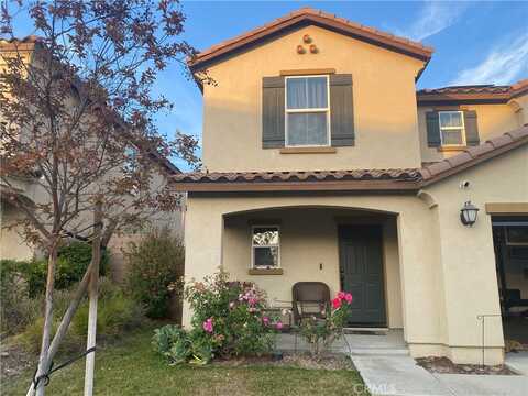 427 Lisbon Place, Santa Paula, CA 93060