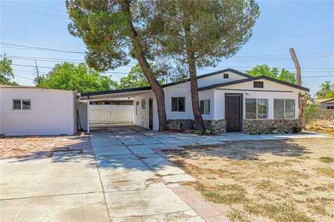 1024 W Newgrove Street, Lancaster, CA 93534