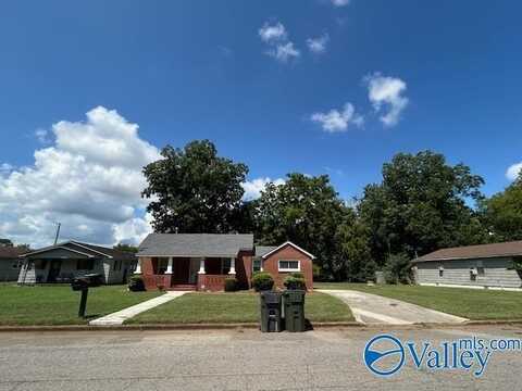 509 12th Avenue NW, Decatur, AL 35601