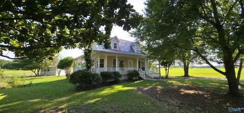 415 Magnolia Avenue NW, Hanceville, AL 35077