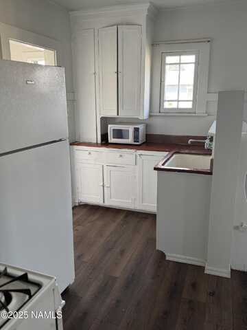 619 N Kinsley Avenue, Winslow, AZ 86047