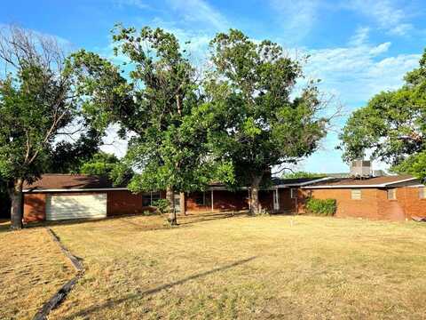 360 County Road 249, Sweetwater, TX 79566