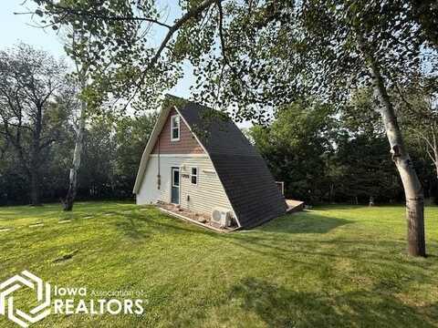 1355 Wilson Avenue, Brooklyn, IA 52211