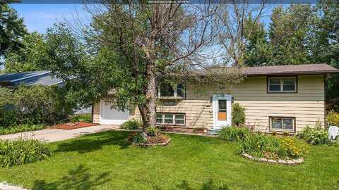 135 Westhaven Drive, Forest City, IA 50436