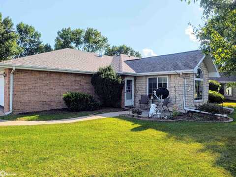 1703-b Linden Drive, Fairfield, IA 52556