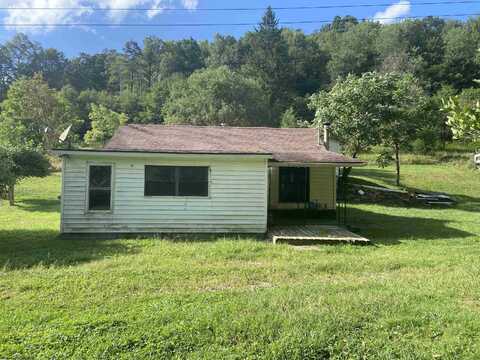 60 Marley Lane, Belington, WV 26250