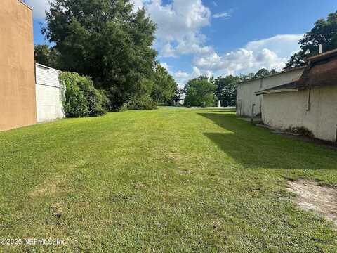 W 10TH Street, Jacksonville, FL 32209