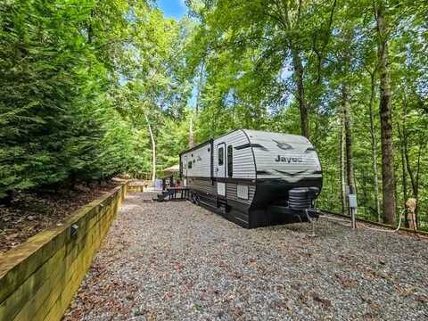 477 10th Street, Ellijay, GA 30540