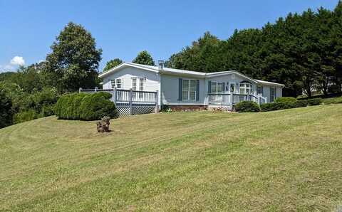 283 Bobcat Lane, Warne, NC 28909