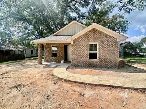 107 Myrtle Ave., Nettleton, MS 38858