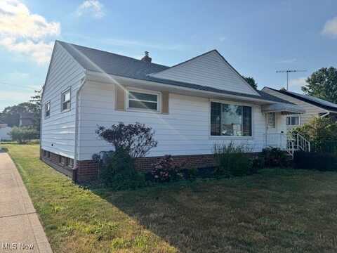 701 E 315th Street, Willowick, OH 44095