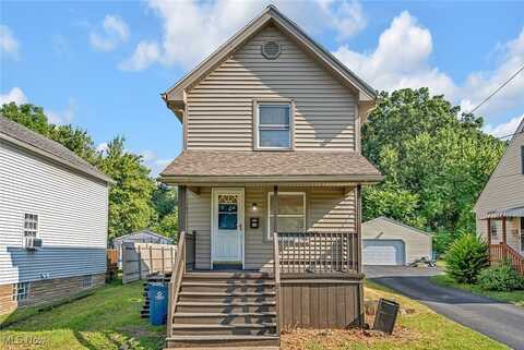 322 Ohio Avenue, Girard, OH 44420