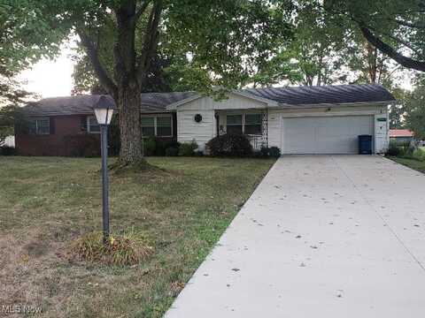 456 Laurel Street, Liberty Township, OH 44505