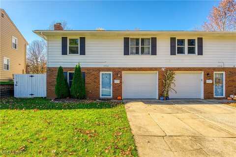 2914 Burnham Jump Drive, Cuyahoga Falls, OH 44223