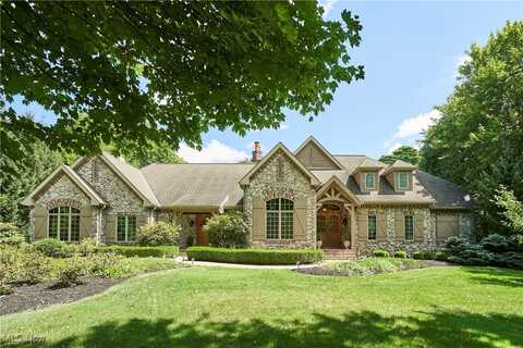 1263 S Hametown Road, Copley, OH 44321