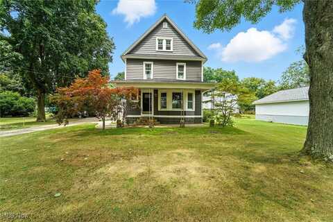 4325 E Center Street, Conneaut, OH 44030