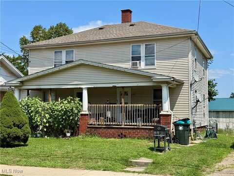 2100 Maple Avenue NE, Canton, OH 44714