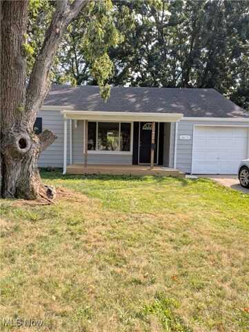 6015 Ira Avenue, Brooklyn, OH 44144