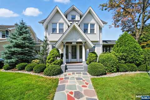 196 Buena Vista Avenue, Hawthorne, NJ 07506