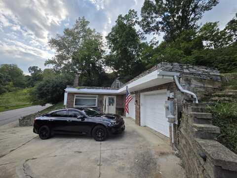 1216 E Henry Clay Avenue, Covington, KY 41011