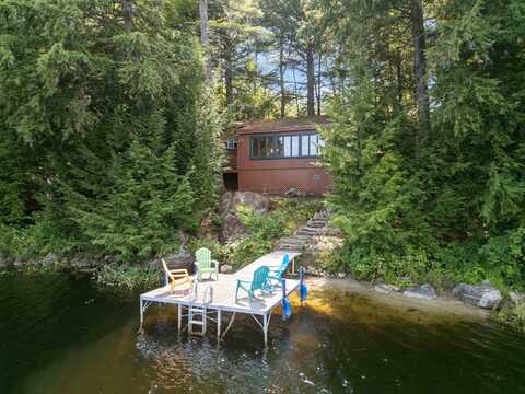 69 Buoniello Road, Moultonborough, NH 03254