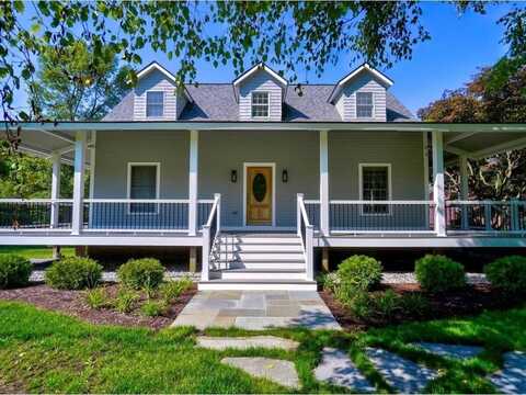 640 Round Barn Road, Ferrisburgh, VT 05456
