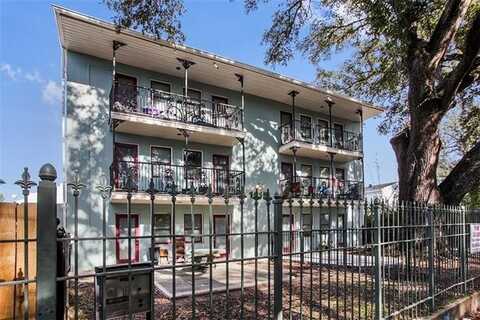 1621 GOVERNOR NICHOLLS Street, New Orleans, LA 70116
