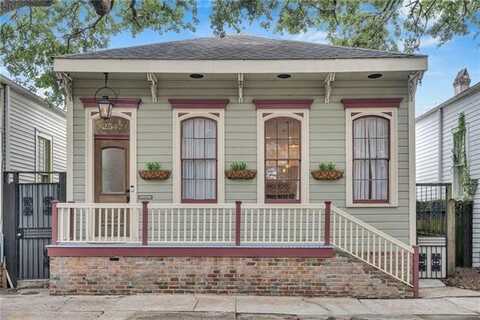 2542 BIENVILLE Street, New Orleans, LA 70119
