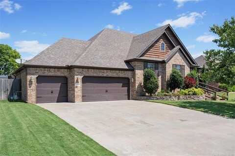 5714 Nottingham Place, Bartlesville, OK 74006