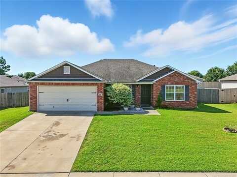 2705 W Charlotte Street, Broken Arrow, OK 74011